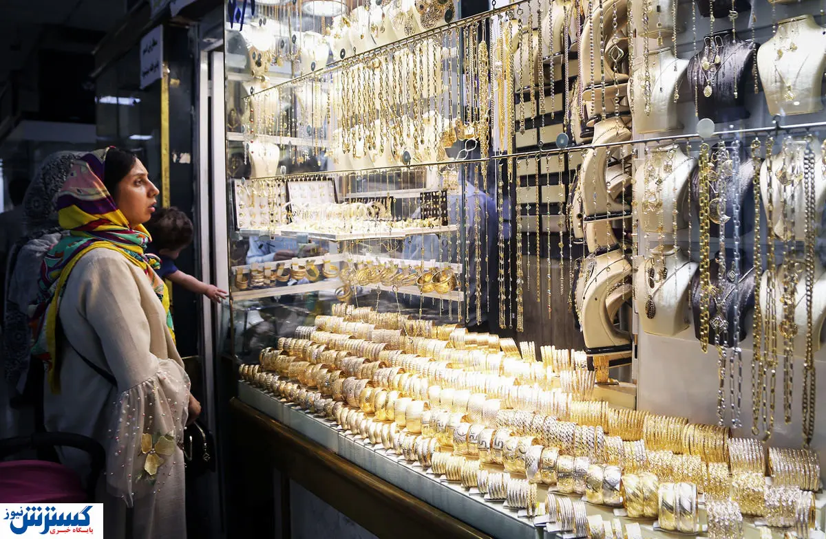 دولت دست پُر به میدان آمد؛ فروش کاغذی طلا ممنوع! دولت دست پُر به میدان آمد؛ فروش کاغذی طلا ممنوع!