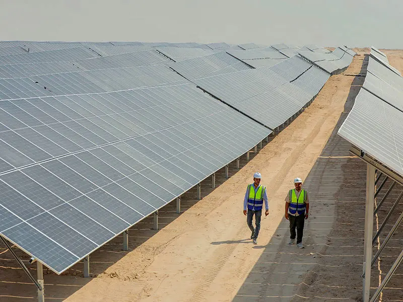 نقش انرژیهای خورشیدی در کاهش مصرف برق و توسعه پایدار کشور نقش انرژیهای خورشیدی در کاهش مصرف برق و توسعه پایدار کشور