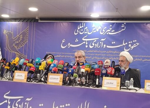 کدخدایی: رهبر معظم انقلاب نظریه‌پرداز برجسته آزادی و حقوق ملت هستند
