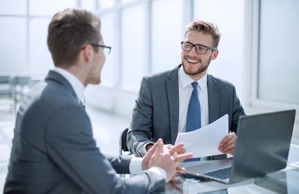 ۵ عبارت انگلیسی که مدیران موفق هر روز استفاده میکنند ۵ عبارت انگلیسی که مدیران موفق هر روز استفاده میکنند