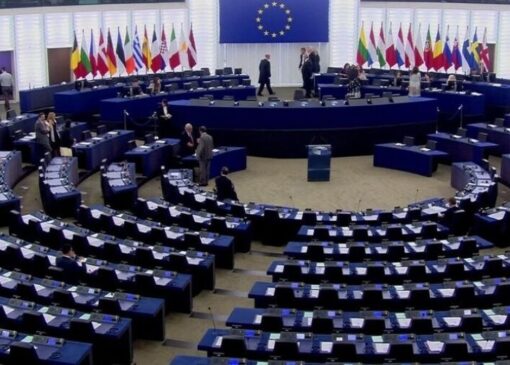 اروپا بر علیه روسیه متحد شد/ رای پارلمان اروپا به طرح ضدروسی