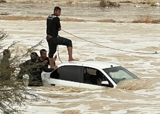 دختر ۹ ساله قربانی سیلاب شد/ خواهر ۵ ساله با کمک مردم نجات یافت
