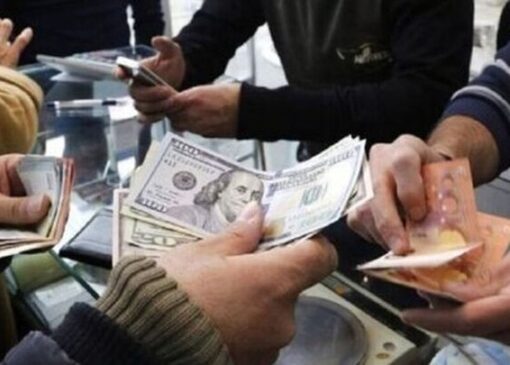 دلار بی رقیب می تازد | تقاضاهای کاذب برای خرید ارز در اوج