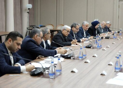 عراقچی با معاون نخست وزیر جمهوری آذربایجان دیدار کرد