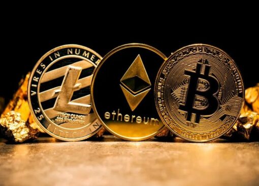 قیمت تمامی ارز‌های دیجیتال امروز دوشنبه ۱۰ آذر ۱۴۰۴ / بیت‌کوین کاهش یافت