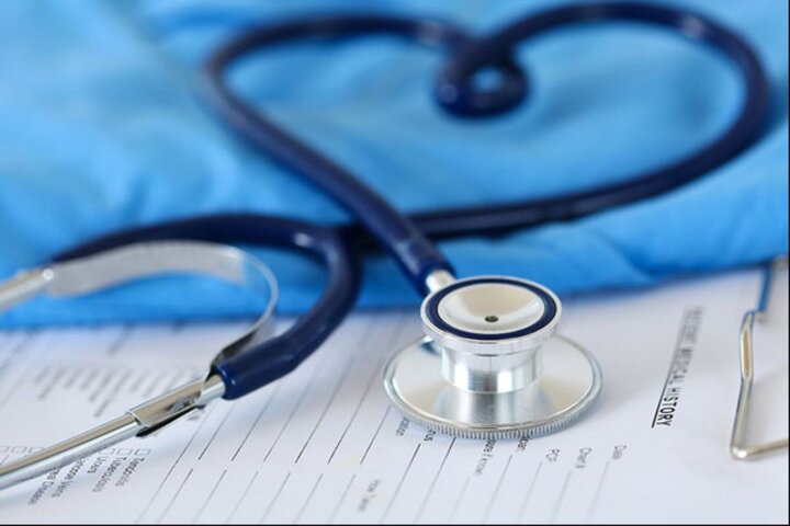 برخی پزشکان به دریافت زیرمیزی عادت کردهاند برخی پزشکان به دریافت زیرمیزی عادت کردهاند