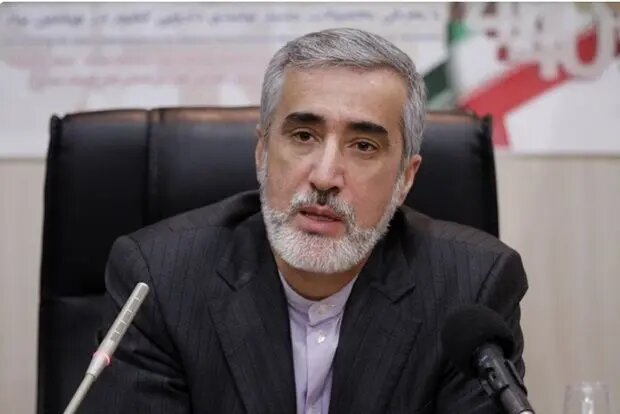 پیرصالحی: پول دارو و تجهیزات را جای دیگری خرج می کنند پیرصالحی: پول دارو و تجهیزات را جای دیگری خرج می کنند