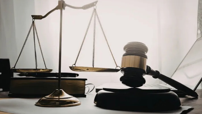 وکیل شرکت - شرکت خدمات حقوقی لاوین