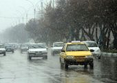 ترافیک نیمه‌سنگین در محورهای مواصلاتی کشور| بارش در ۳ استان