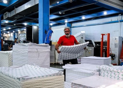 قیمت مقوا ۸ برابر شد؛ صنعت بسته‌بندی در تنگنای مواد اولیه| واردات در مرزها تسهیل شود